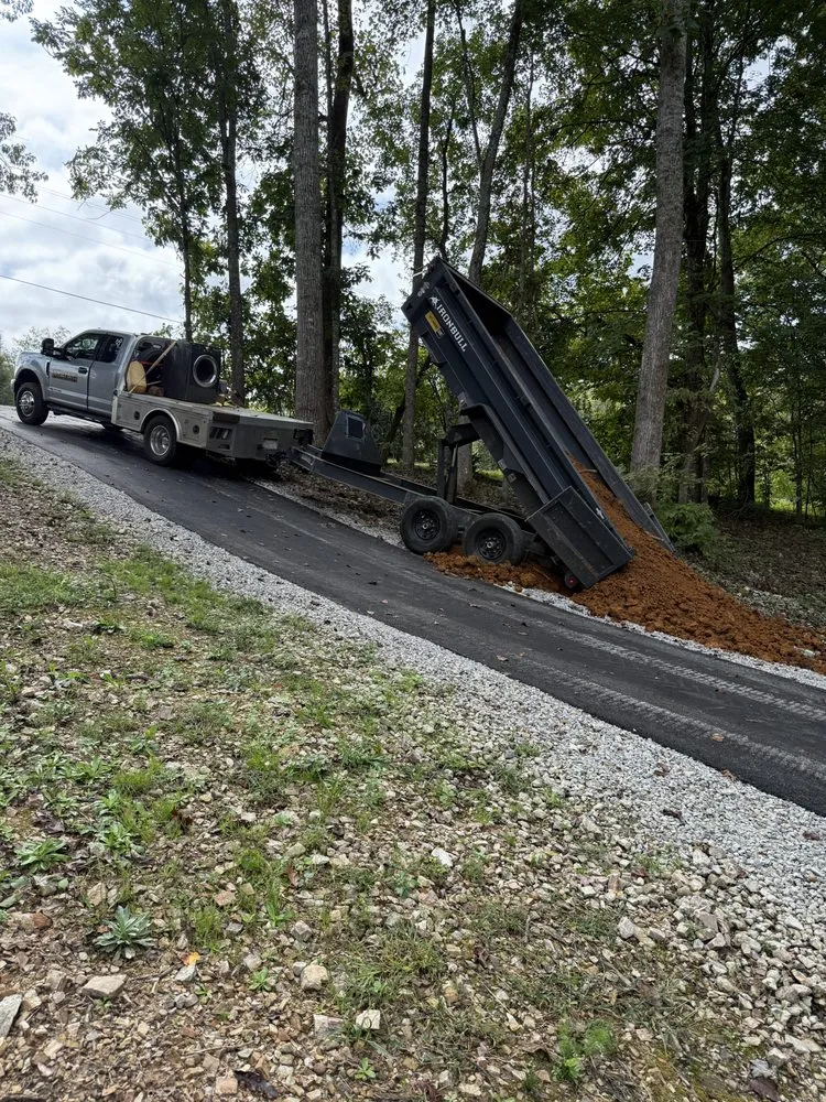 Professional residential landscaping experts serving Clinton, TN - JonseyBoys