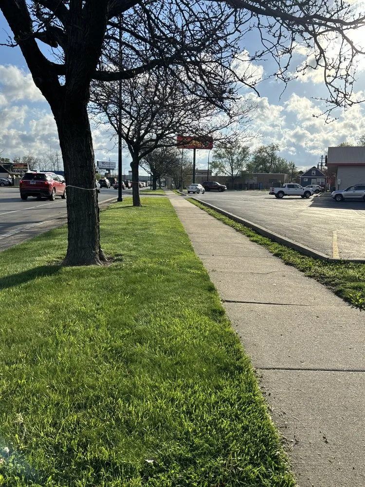 Expert garden landscaping in Chicago, IL by Jordan Lawn Care & Snow Removal