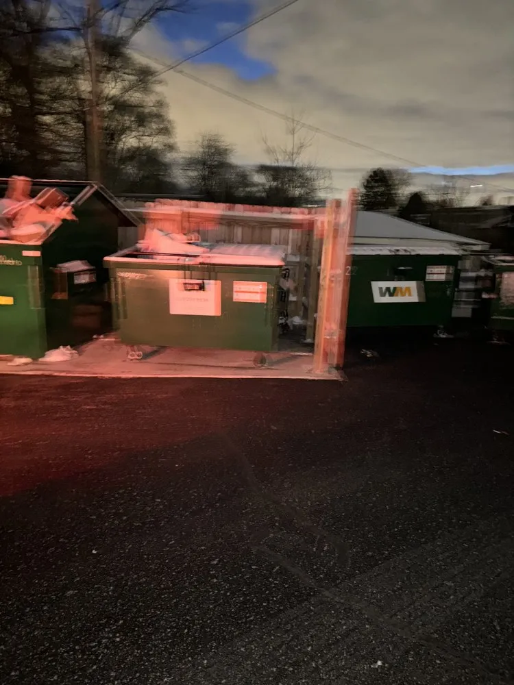 Reliable yard maintenance for homes across Chicago, IL - Jordan Lawn Care & Snow Removal