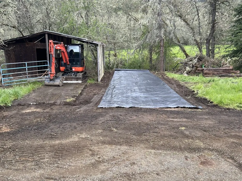 Expert yard cleanup service in Roseburg, OR by Jordan Rock