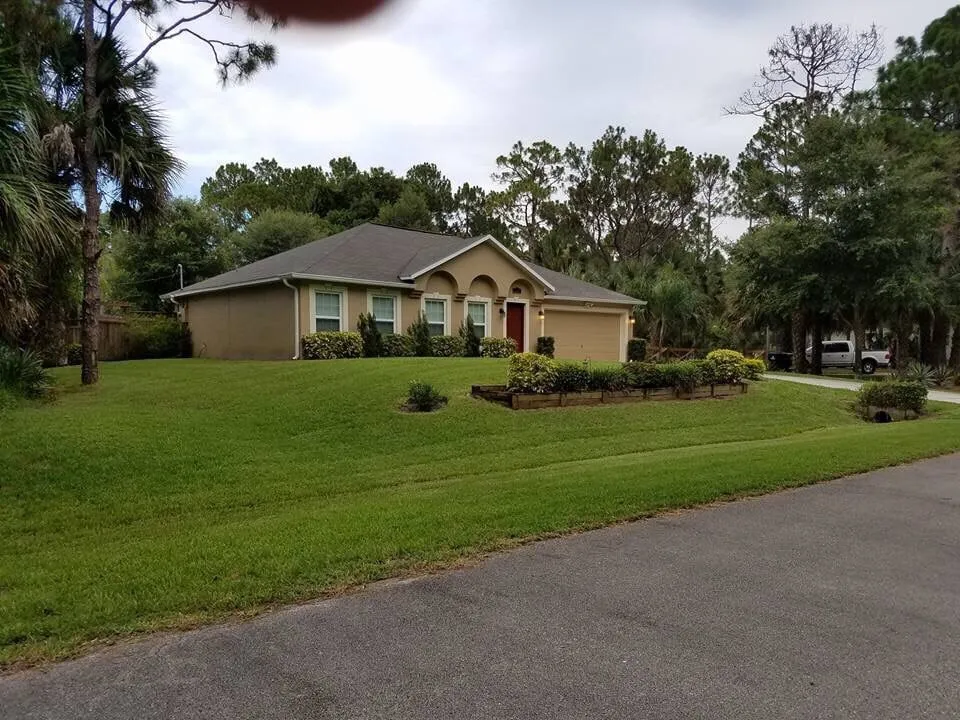 Affordable residential landscaping in Palm Bay, FL - Jordan's Complete Lawn Care & Landscape