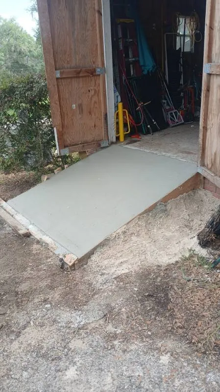 Affordable outdoor landscaping near you across Ridge Manor, FL - Jordans Helping Hand