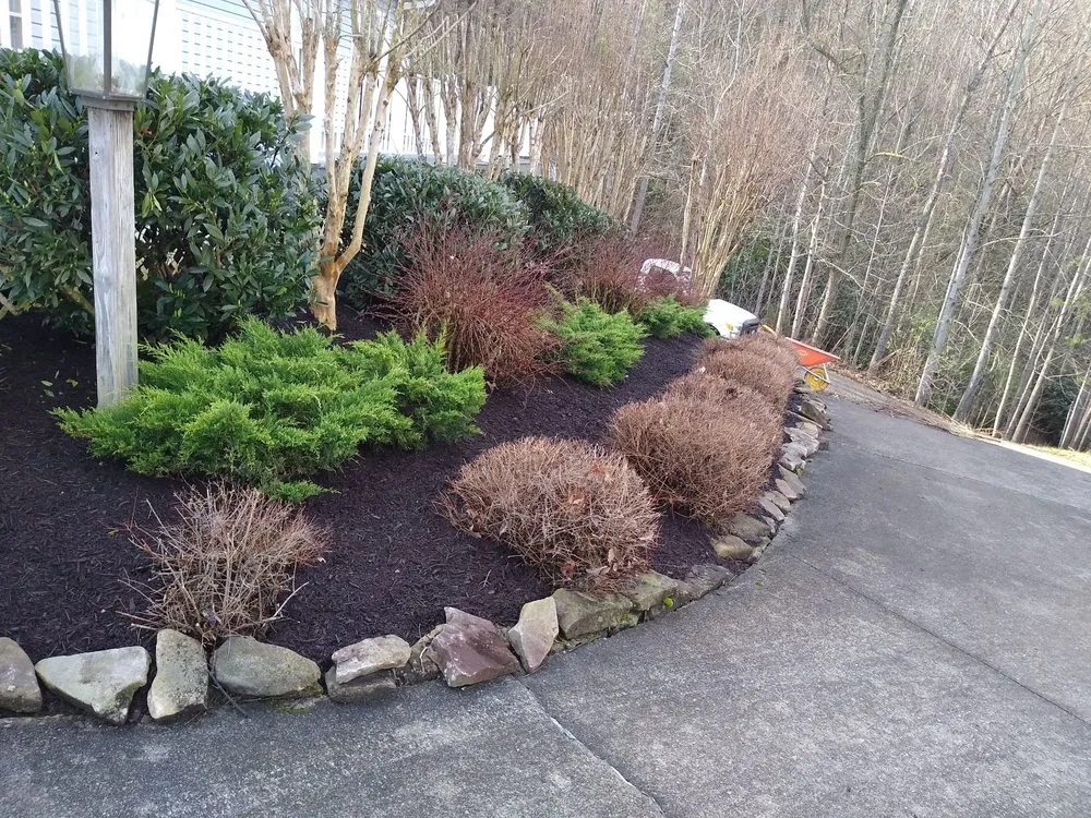 Local outdoor landscaping near you across Strawberry Plains, TN - Jordans Lawn & Landscaping