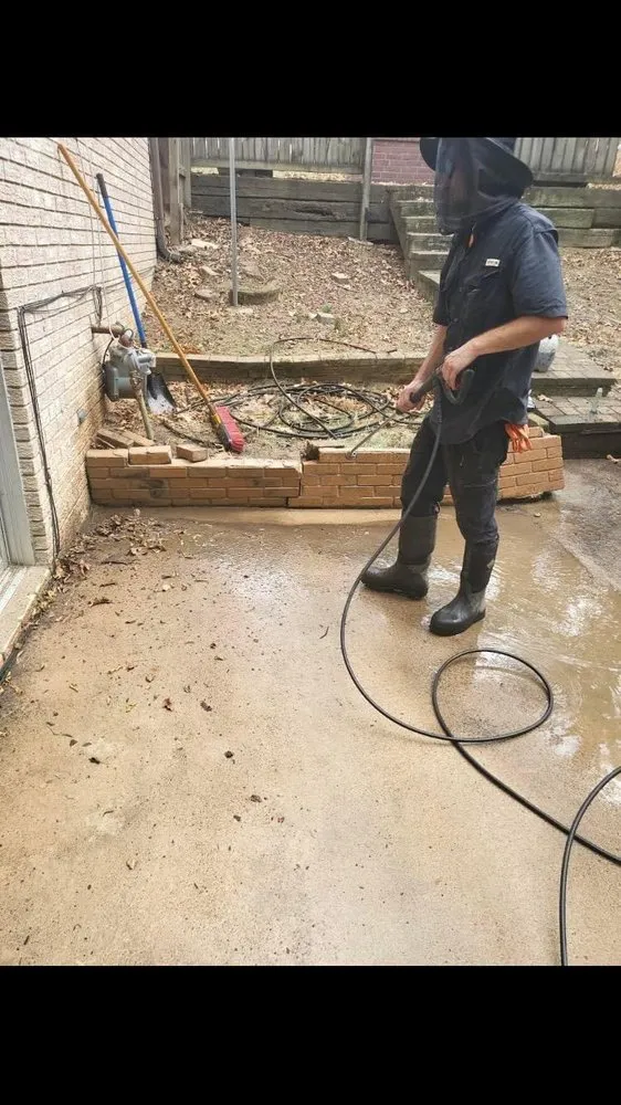 Reliable yard maintenance for residential properties in North Little Rock, AR by Jordans Lawn Care