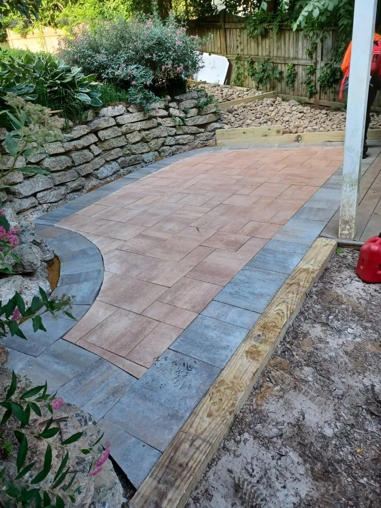 Reliable landscape installation for year-round maintenance in Herndon, VA by Jorge Aleman