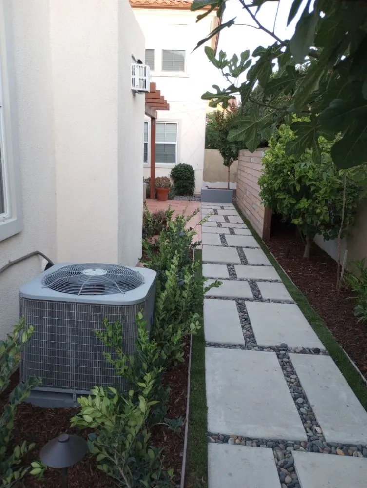 Trusted yard cleanup service in Tustin, CA - Jorge Duarte Landscaping