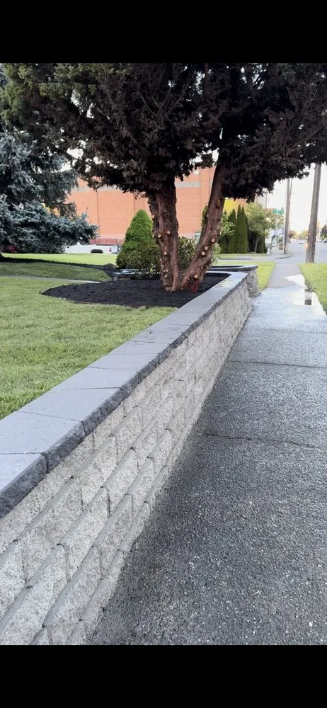 Custom residential landscaping in Belfair, WA - Jorge Landscaping & Tree Services