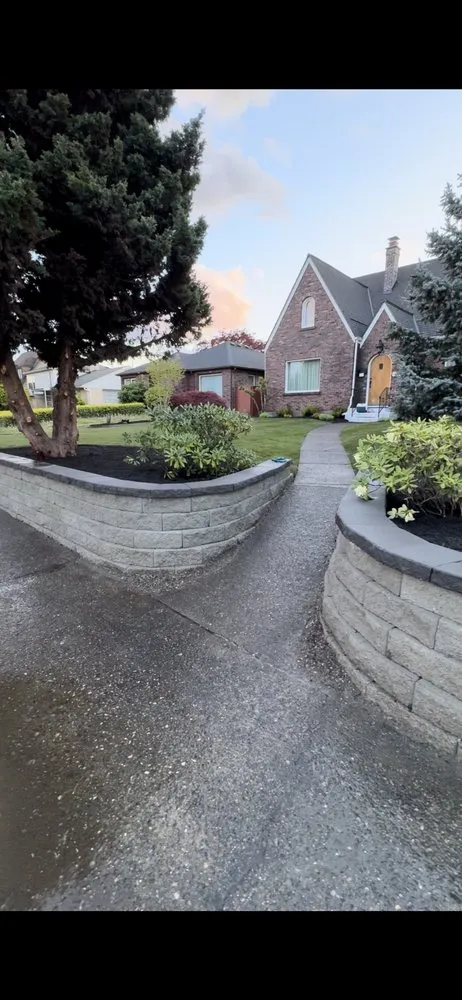 Custom garden landscaping with custom design in Belfair, WA by Jorge Landscaping & Tree Services