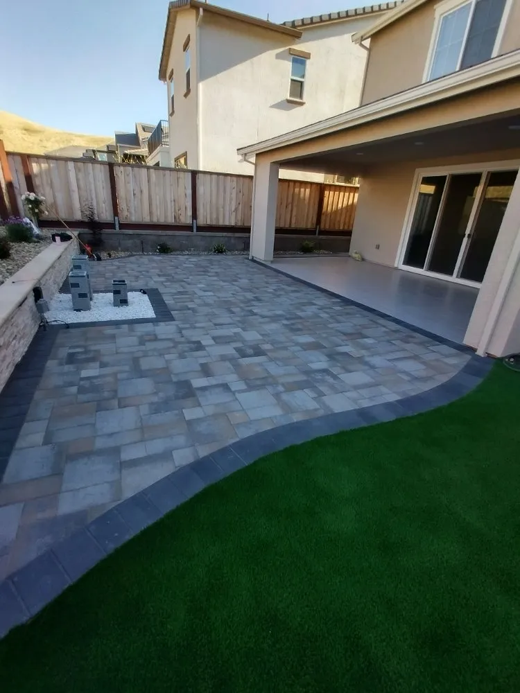 Top-rated landscape design for homes across Pittsburg, CA - Jorge Landscaping