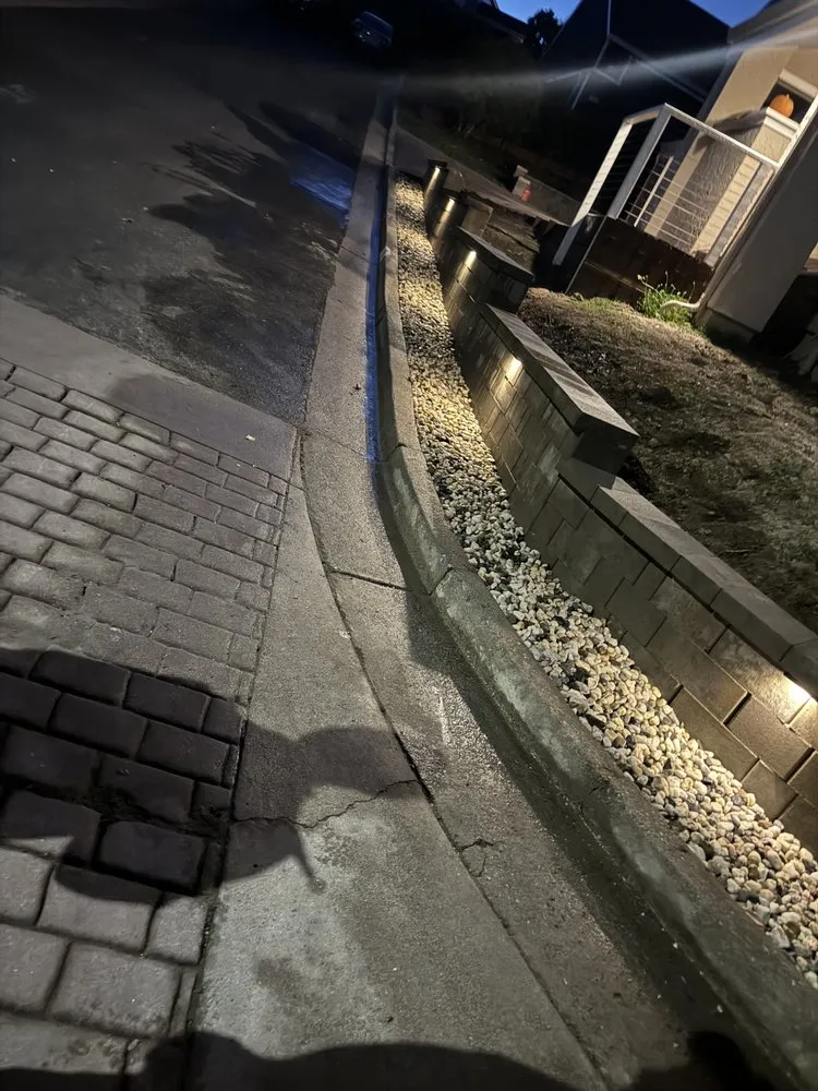 Professional outdoor landscaping with custom design in San Mateo, CA by Jorge Landscaping y Garden