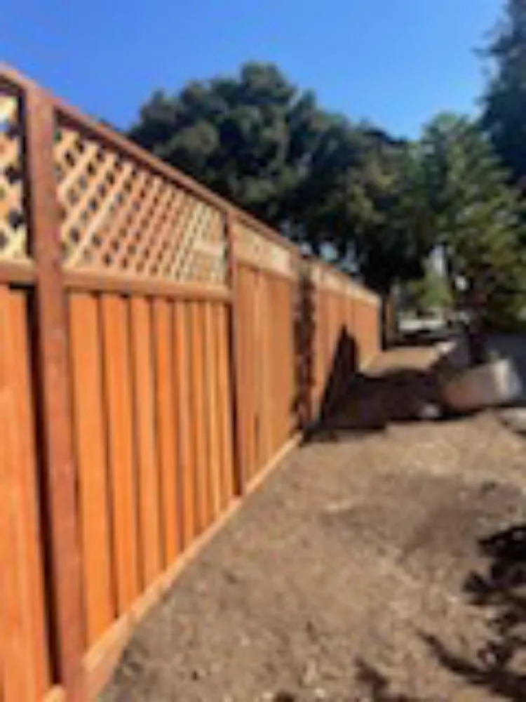 Trusted lawn mowing service for residential properties across Firebaugh, CA - Jorge López Landscaping