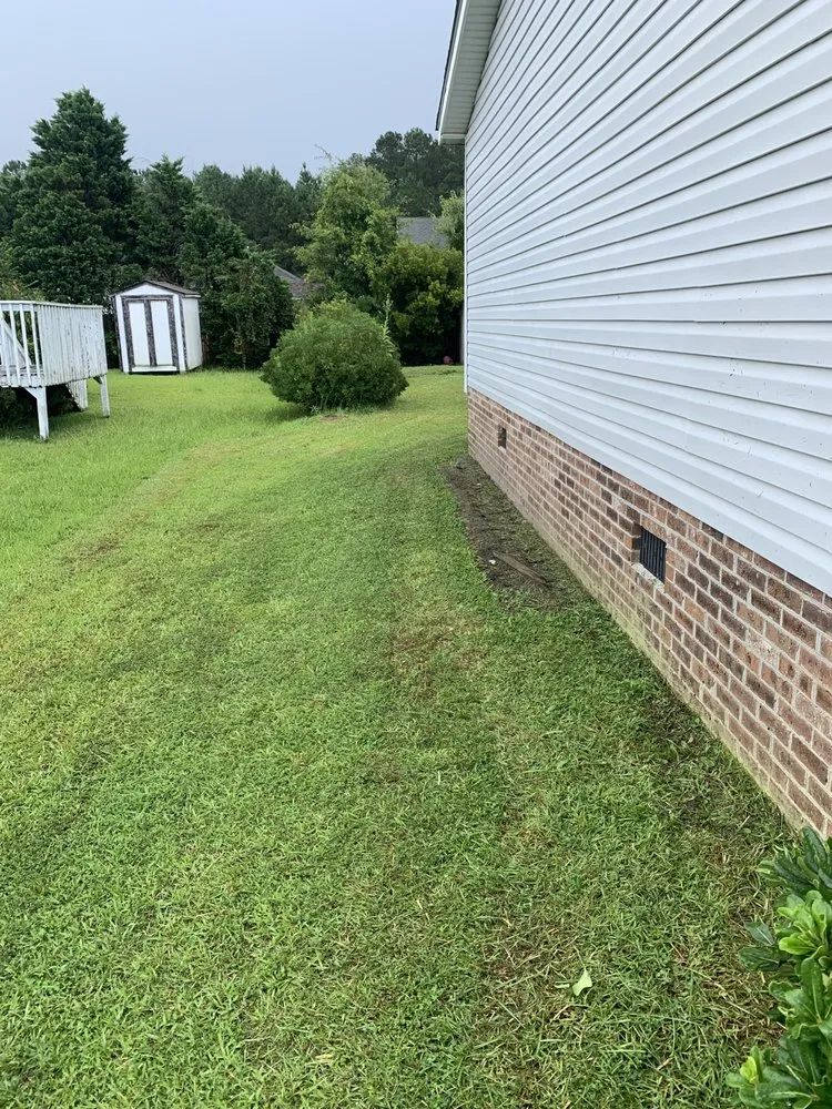 Trusted yard maintenance for homes in Conway, SC by Jorge’s Landscaping