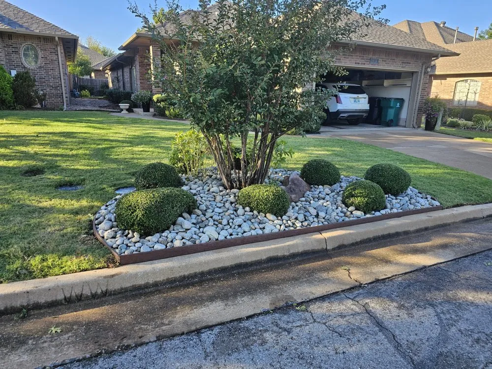 Expert yard cleanup service in Yukon, OK - Jorge's Lawn Care and Landscape