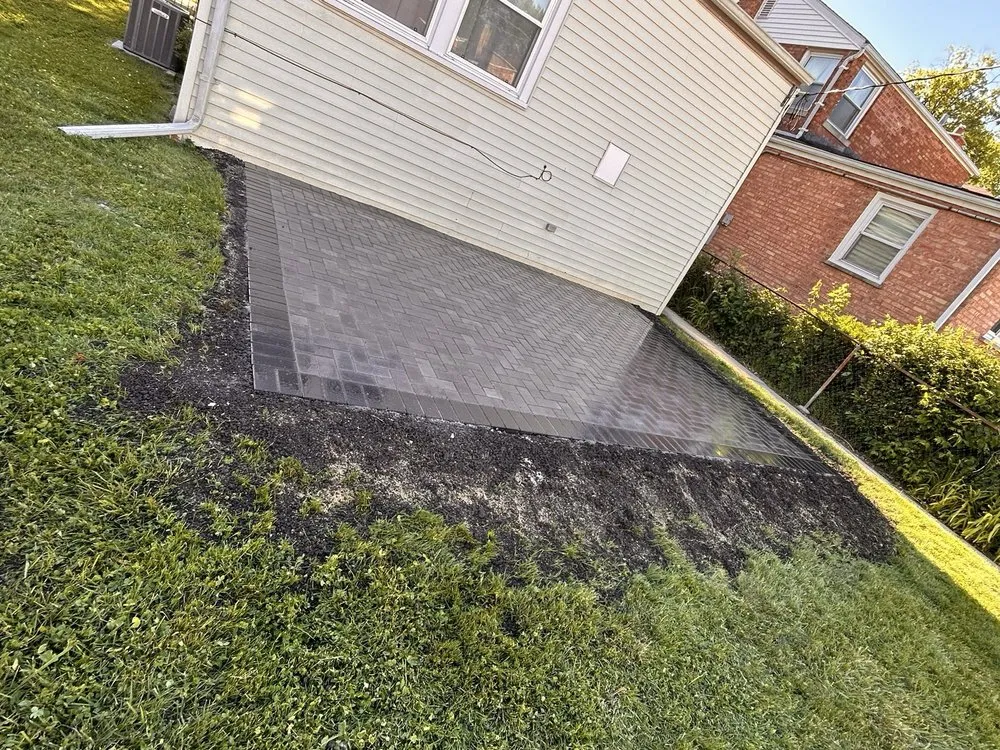 Custom landscaping services for outdoor upgrades in Aurora, IL by Jose & F Lanscaping