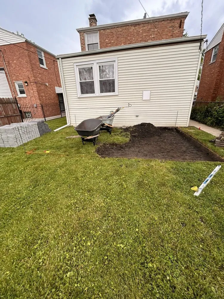 Trusted landscape installation with custom design across Aurora, IL - Jose & F Lanscaping