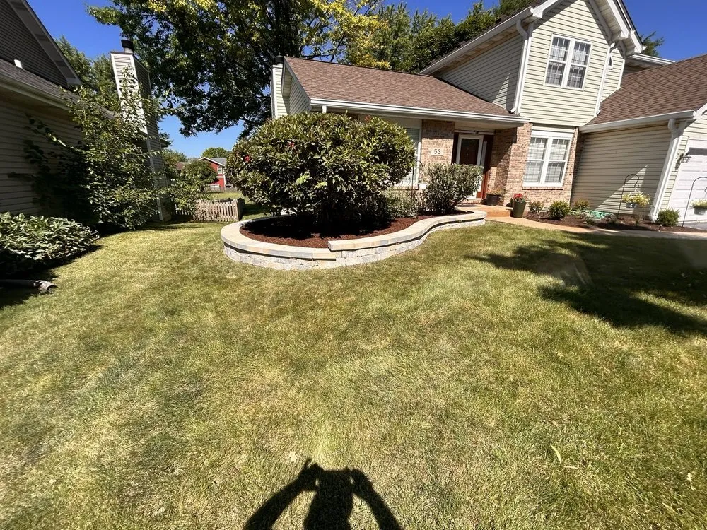 Trusted garden landscaping in Aurora, IL by Jose & F Lanscaping