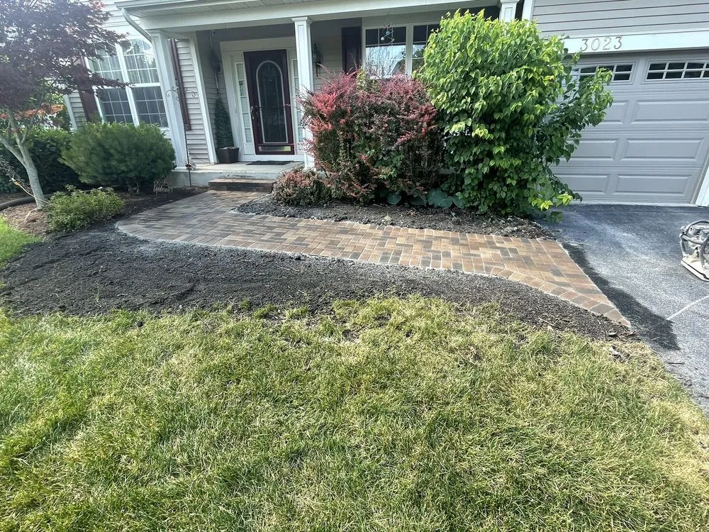 Custom garden landscaping experts serving Aurora, IL - Jose & F Lanscaping