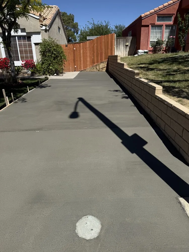 Top-rated lawn mowing service for beautiful yards in Santa Clarita, CA by Jose And Ozzy Landscaping