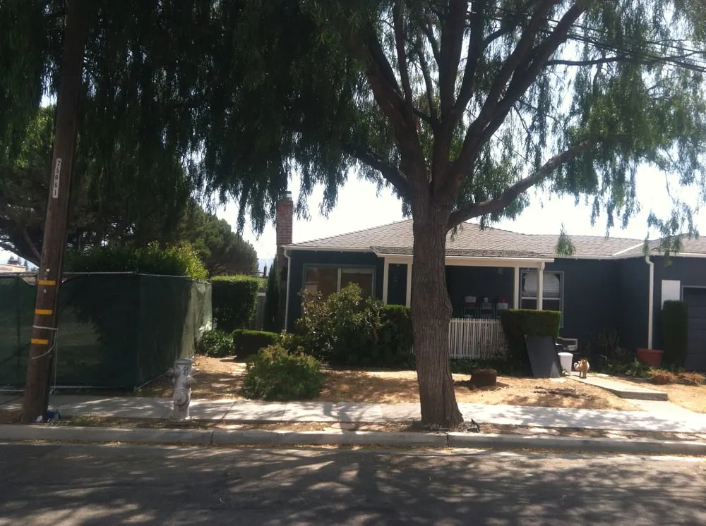 Custom garden landscaping in Palo Alto, CA - Jose Cruz