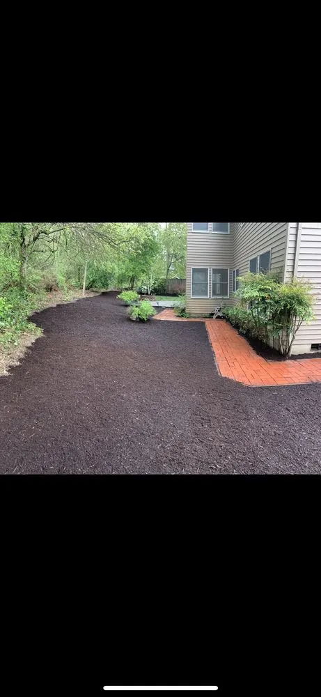 Affordable landscaping services in Sherwood, OR by Jose G Avilas Landscape Maintenance