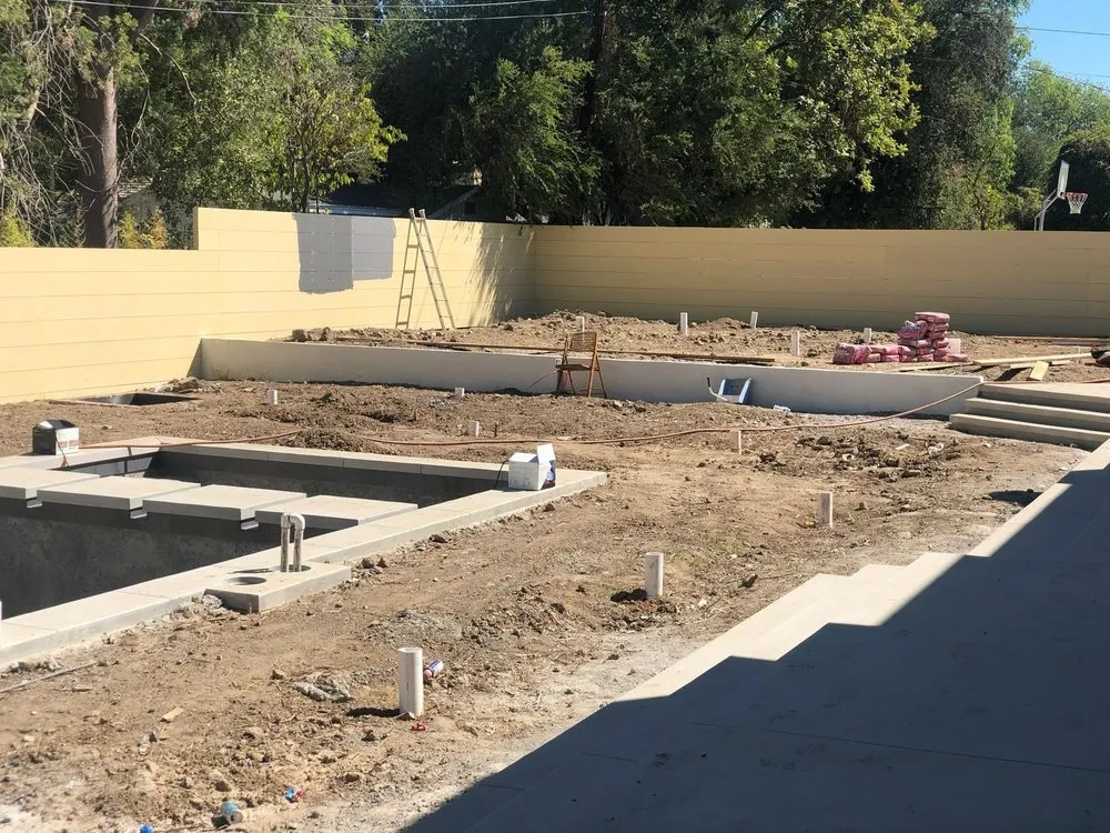 Expert yard maintenance experts serving Littlerock, CA - Jose Gonzalez Landscape