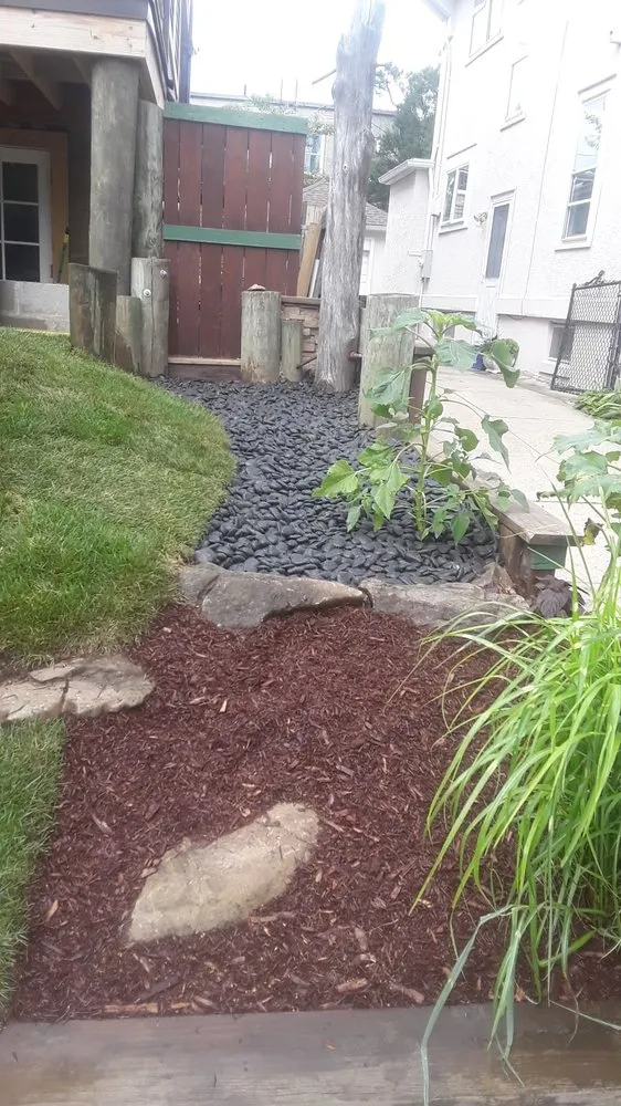 Custom yard cleanup service in Long Beach, NY by Jose H Landscaping