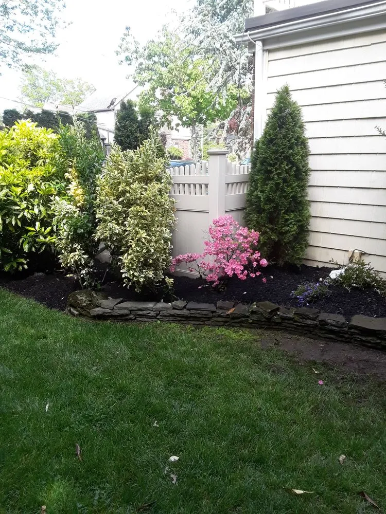 Local lawn mowing service in Long Beach, NY - Jose H Landscaping