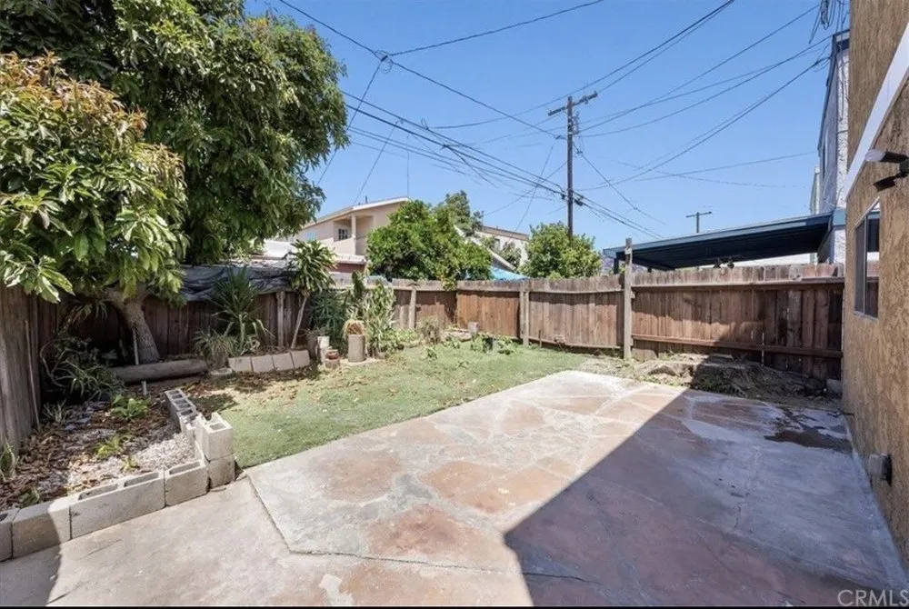 Top-rated lawn care service in Long Beach, CA by Jose Landscaping And Gardening Services