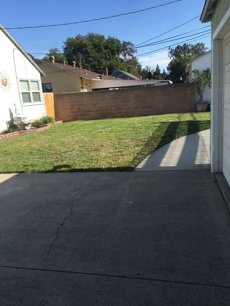 Reliable residential landscaping experts serving Long Beach, CA - Jose Landscaping And Gardening Services