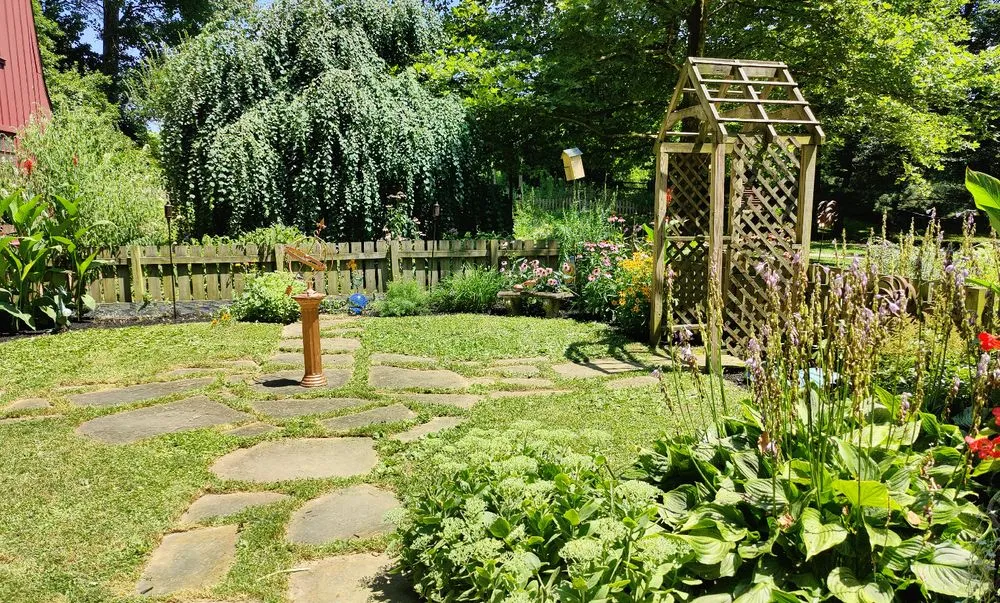 Affordable yard maintenance experts serving Coatesville, PA - Jose Landscaping