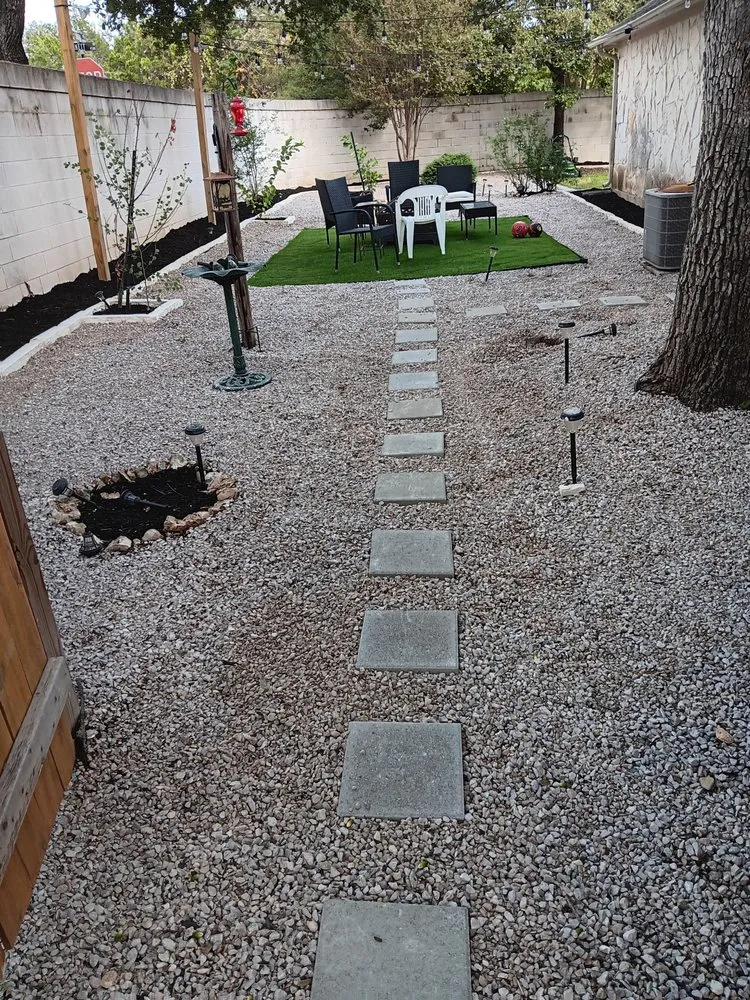 Top-rated yard maintenance for residential properties in Niederwald, TX by Jose landscaping