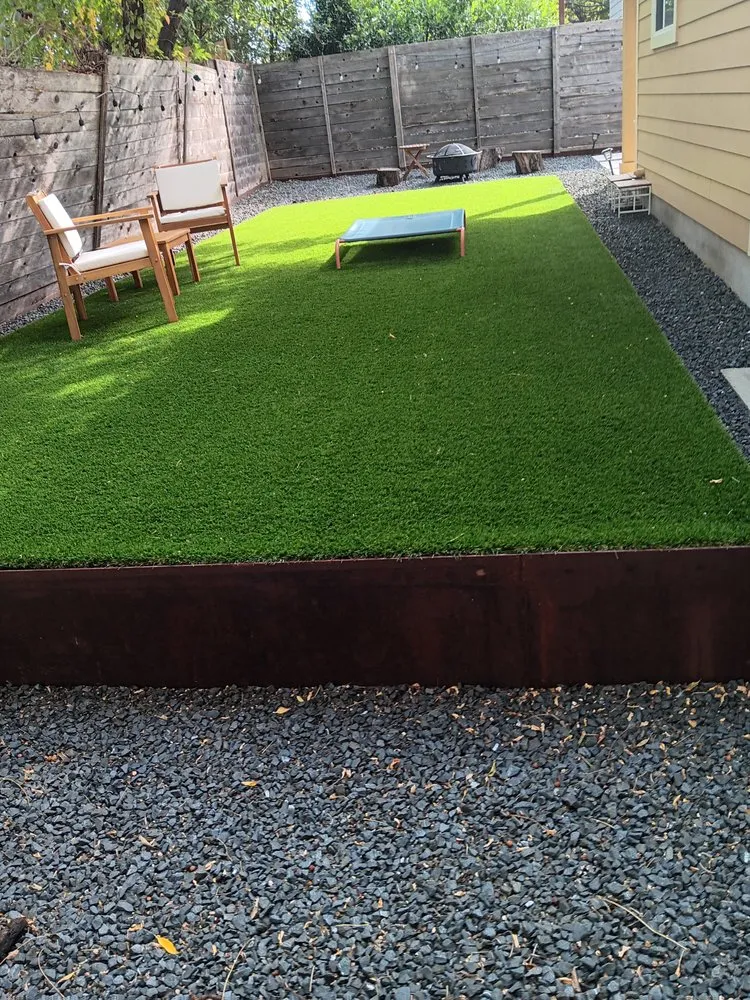 Custom lawn care service in Niederwald, TX by Jose landscaping