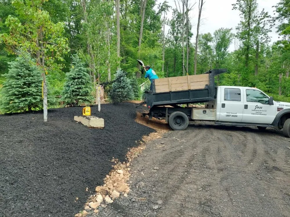 Custom residential landscaping experts serving Trenton, NJ - Jose Landscaping Services