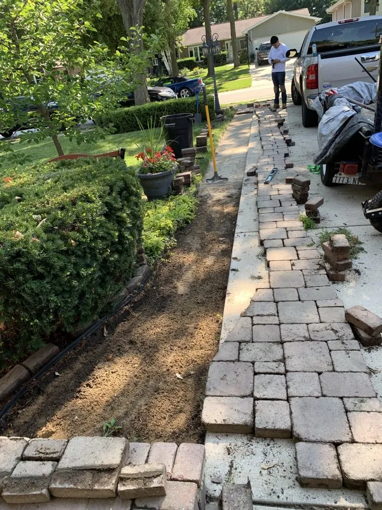 Top-rated garden landscaping for homes across South Elgin, IL - Jose Landscaping