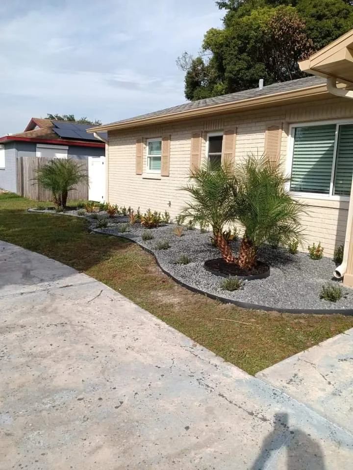 Affordable yard maintenance experts serving Dover, FL - Jose Lawn Service