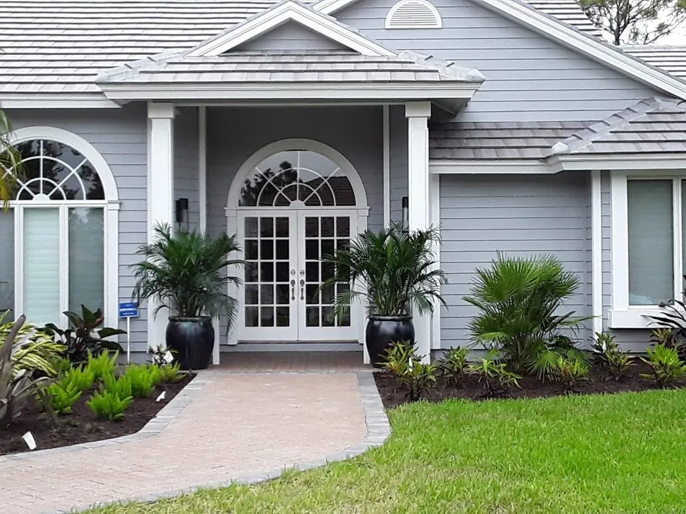 Trusted lawn care service in Fort Myers, FL by Jose Lopez Multi Solution Handyman