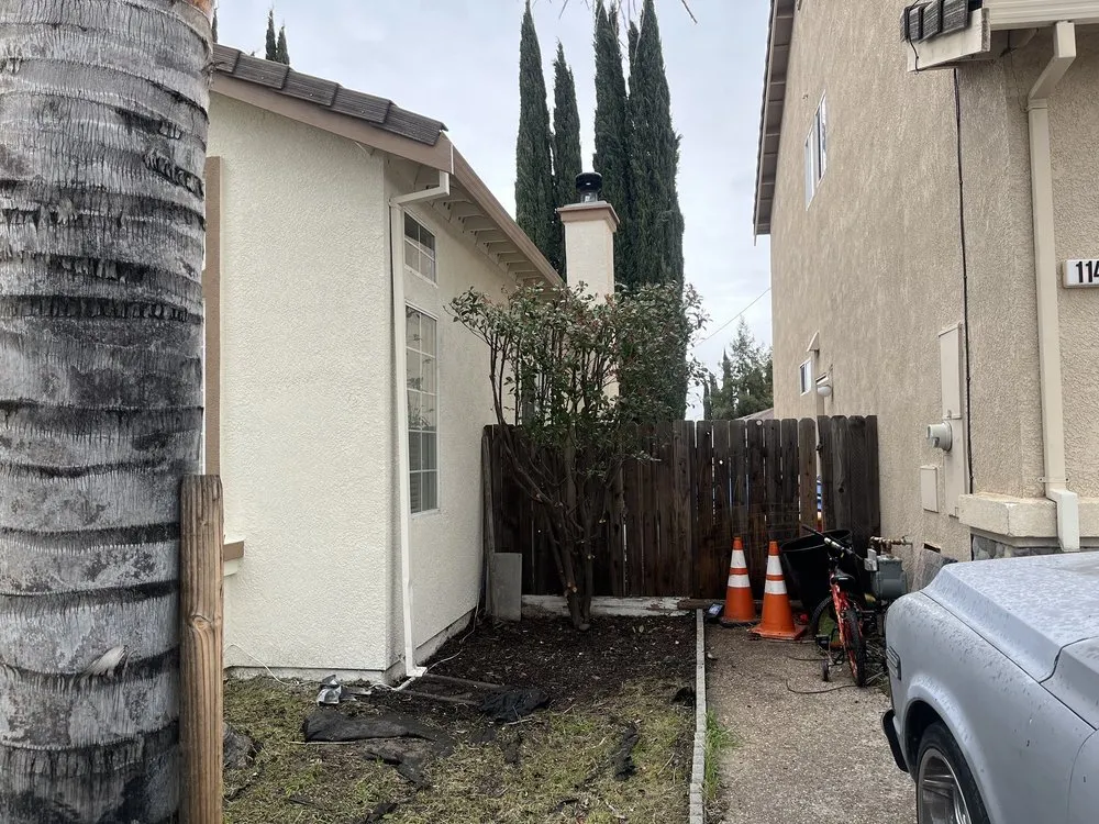 Reliable landscaping services experts serving Tracy, CA - Jose Lopez Service