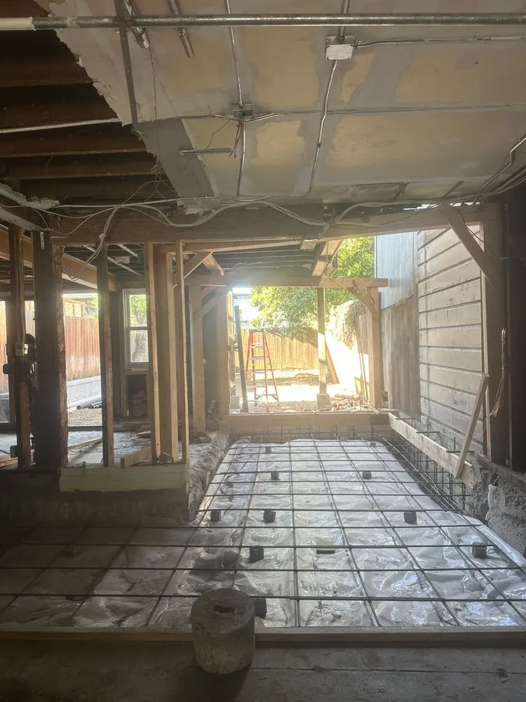 Expert landscaping services in Richmond, CA by Jose Luis Handyman