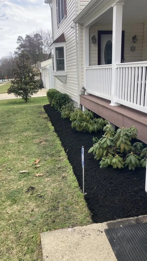 Top-rated lawn mowing service in Glen Burnie, MD by Jose Mendoza Landscaping