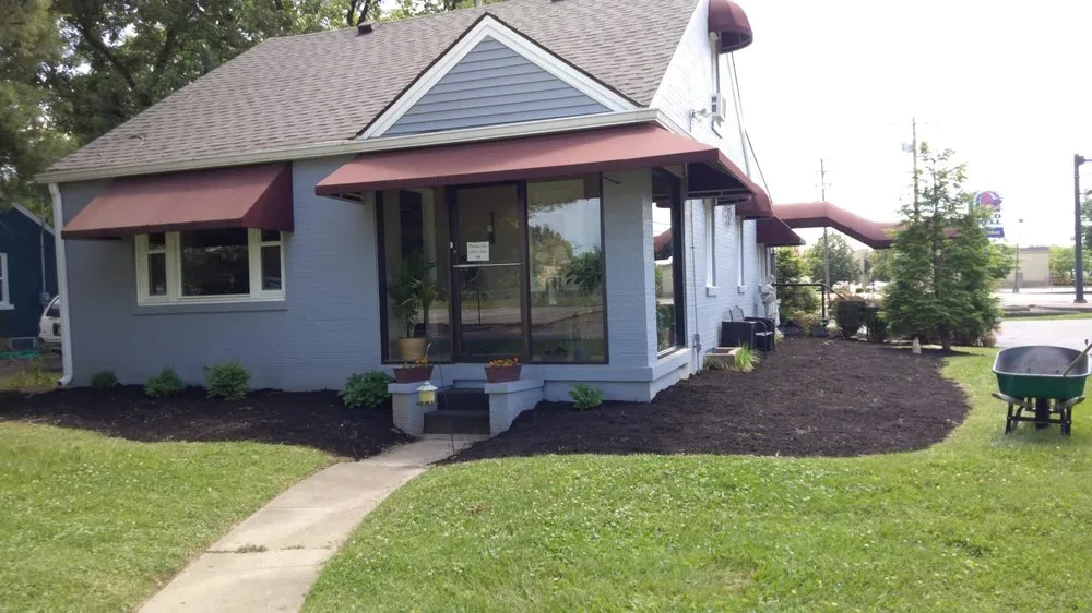 Expert garden landscaping for residential properties in Jeffersonville, IN by Jose Morales General Work