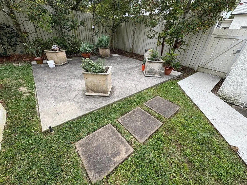 Expert garden landscaping for beautiful yards in River Ridge, LA by Jose Nola Landscaping