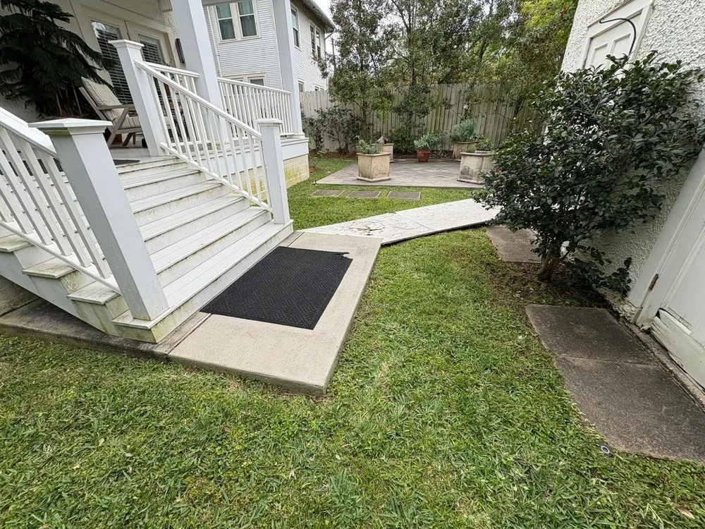 Custom yard maintenance for residential properties across River Ridge, LA - Jose Nola Landscaping