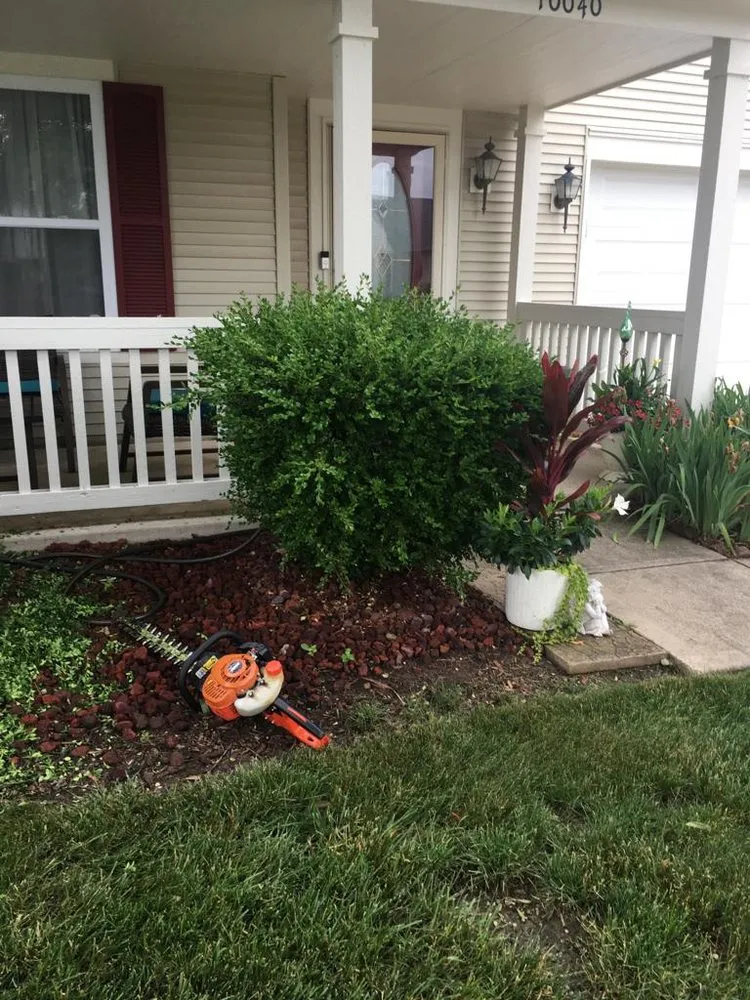 Professional landscape design near you across Indianapolis, IN - Jose Serrano