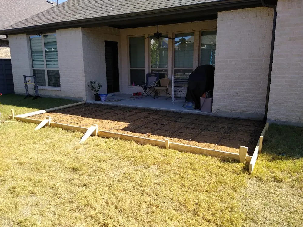 Custom lawn mowing service in Denton, TX - Jose Sotelo Landscaping and Tree service