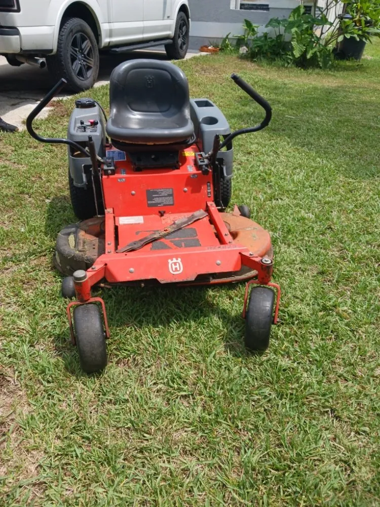 Top-rated yard maintenance experts serving Haverhill, FL - Josef's Landscape