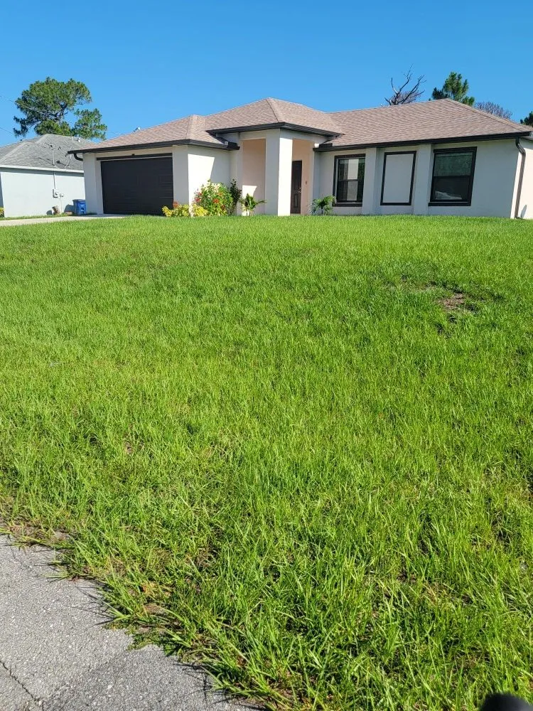 Affordable yard maintenance in Lehigh Acres, FL - Joseph Lawn Care Service