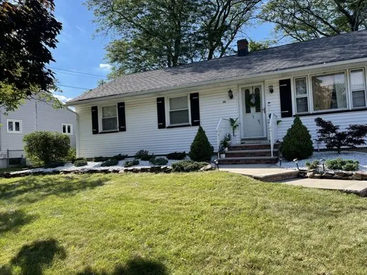 Joseph’s Landscape and Designs Logo