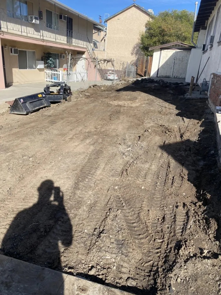 Trusted yard cleanup service for year-round maintenance in La Habra, CA by Jose's Complete Care