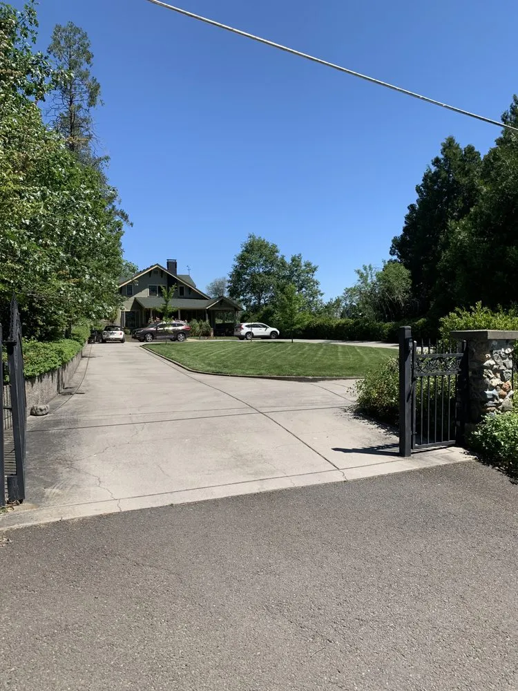 Reliable landscape design in White City, OR - Jose’s Feild & Property Mowing