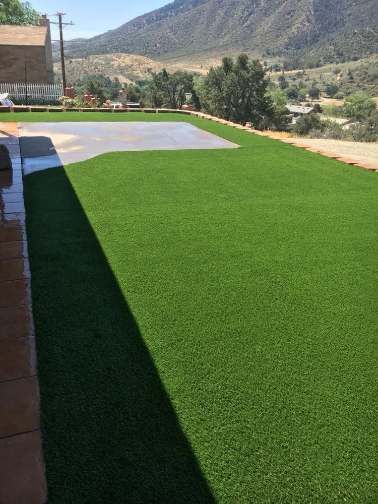 Reliable outdoor landscaping in Santa Clarita, CA - Jose's Gardening